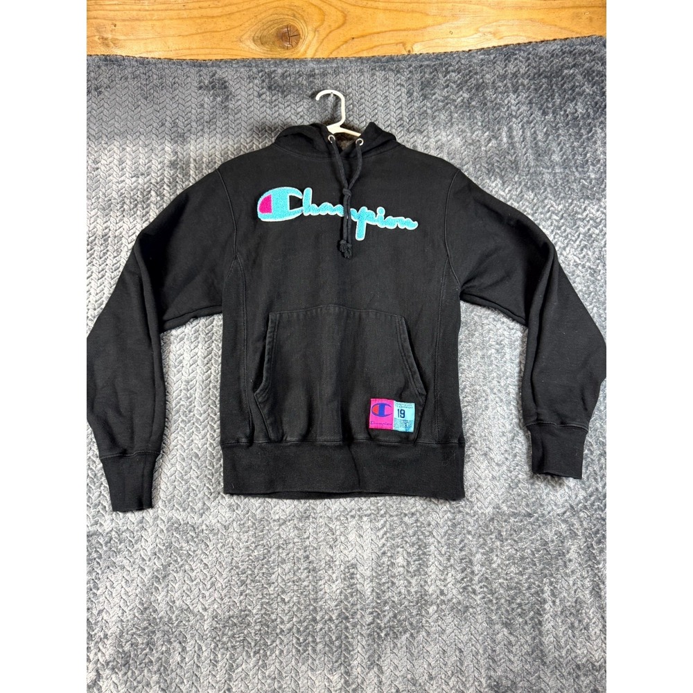 Vintage Y2K Champion 19 Reverse Weave Hoodie Womens Small Black Puffy Spellout